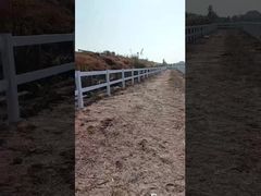 3 Barranco de malha de arame farpado Eco-Friendly White Vinyl Horse Fence Panel