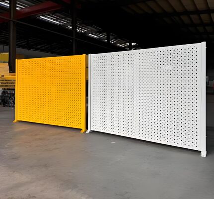 Parede de isolamento de oficina revestida em pó de design modular revestido em PVC e vedação de malha de aço para segurança de depósito